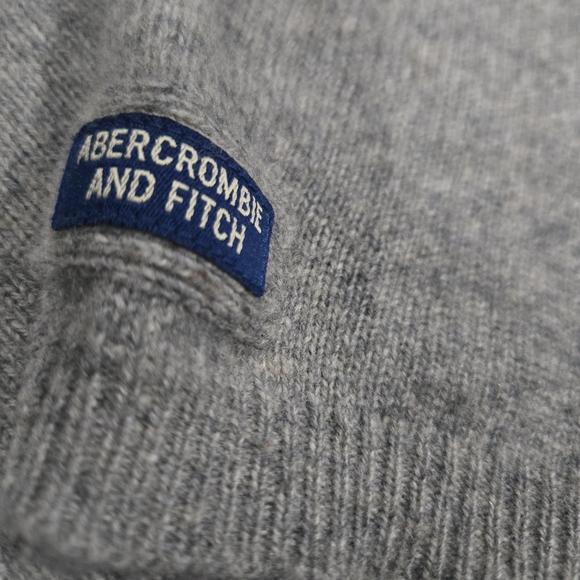 Abercrombie & Fitch Gray Men's Sweater - Picture 3 of 5